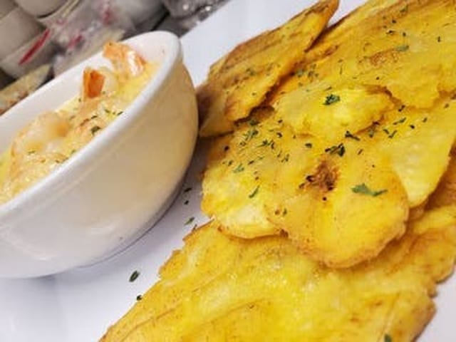 Camarones al Ajillo.