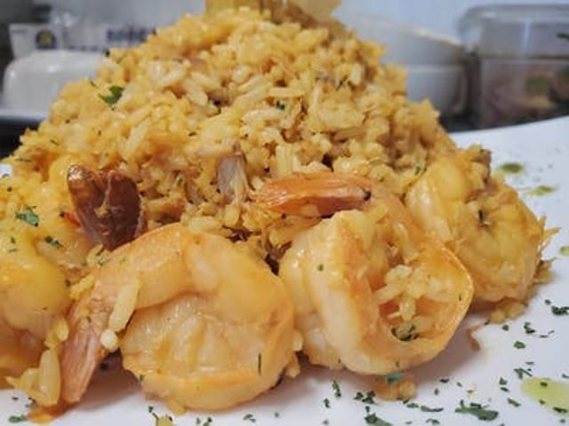 Arroz con Jueyes y Camaron.