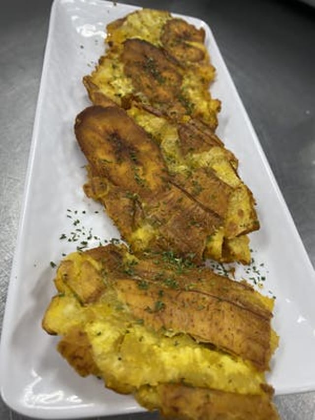 Tostones.